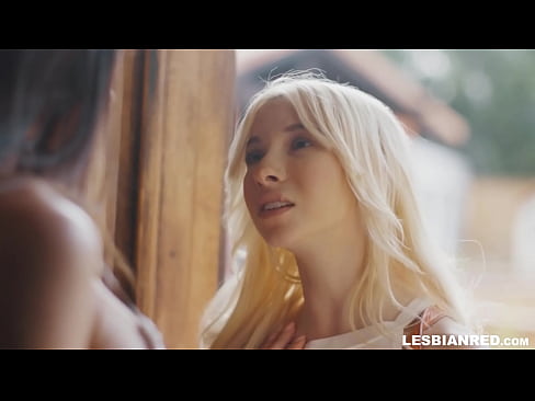 ❤️ A nena chega a casa uns meses despois e acaba comendo o coño da súa madrastra ️ Porno duro en % gl.it-com.top % ❤