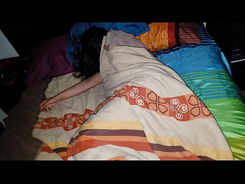 ❤️ Fillastro reprendendo á súa nova madrasta mentres ela dorme. ️ Porno duro en % gl.it-com.top % ❤